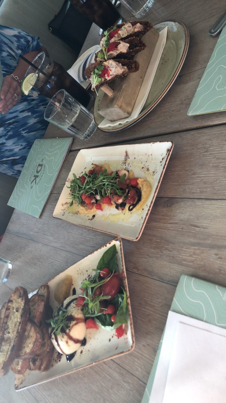 872D4DFA-7F2A-40D9-945B-B65C7085D987